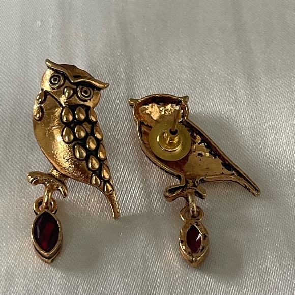 Vintage 80’s Owl earrings|Good condition| No flaws| Gently used| Lightweight - Picture 4 of 4